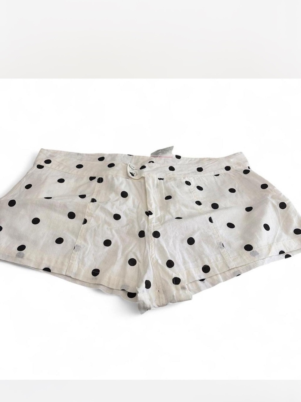 Princess Polly polka dot mini shorts - Picture 3 of 16